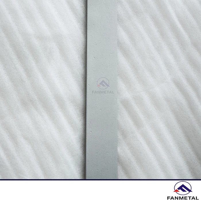 Molybdenum Plate with Alkaline Cleaning Molybdenum Plate with Alkaline Cleaning
