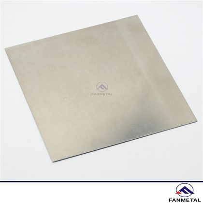 Zirkonium ZR702 Blatt